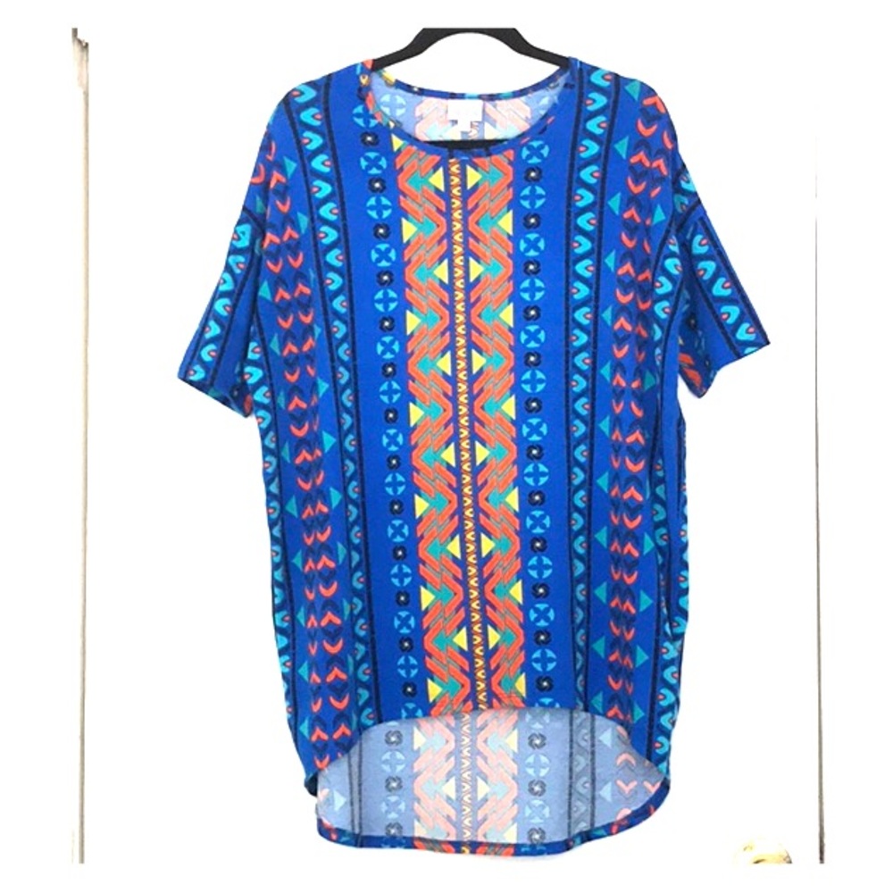 LuLaRoe | Aztec Top (S)
